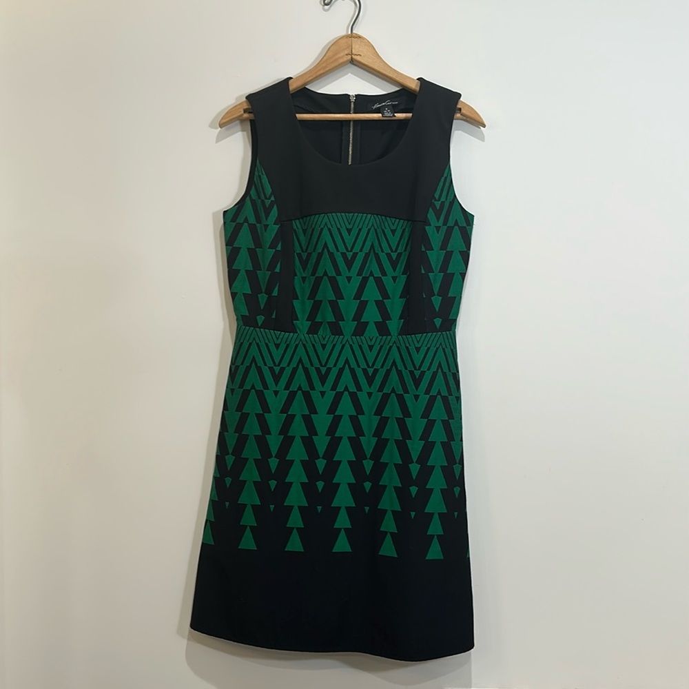 Kenneth Cole Black and Green Geometric Pattern Sleeveless size 6